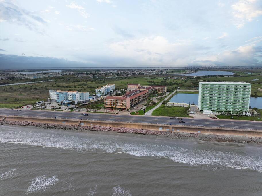 Baca Beach Escape I - 3 Pools - Pet Friendly Γκάλβεστον Εξωτερικό φωτογραφία