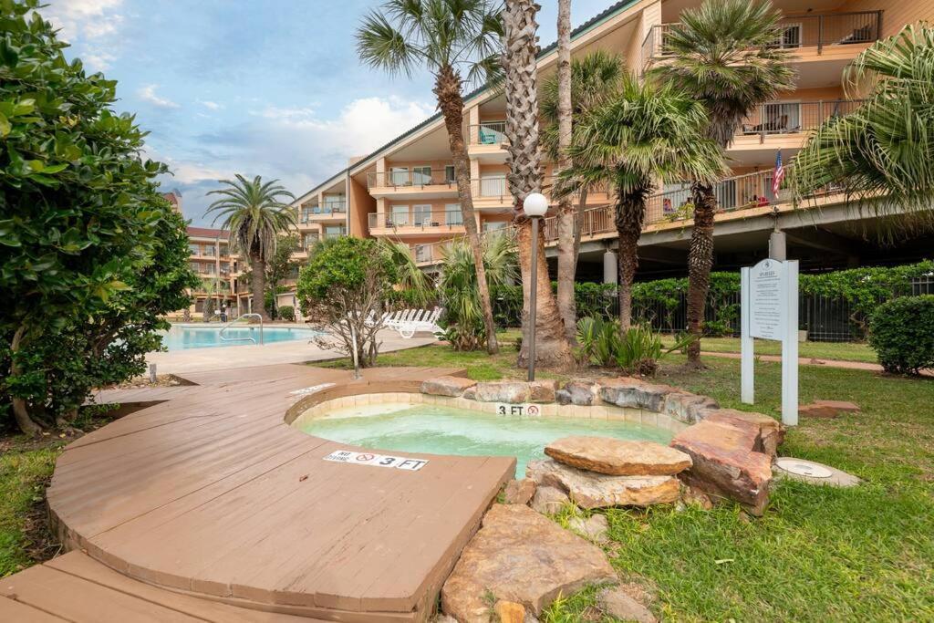 Baca Beach Escape I - 3 Pools - Pet Friendly Γκάλβεστον Εξωτερικό φωτογραφία